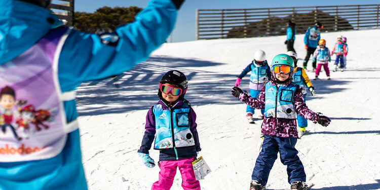 Falls Cree, Kids Ski Lessons, Panorama